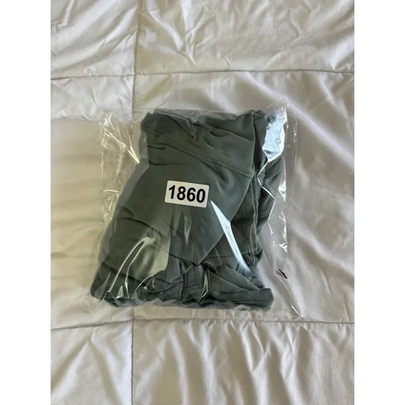 Lululemon Move With Ease Jacket Mystic Green Size 10 Hoodie Thumb Holes EUC - Picture 11 of 11